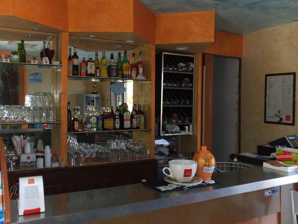 Villaggio La Bussola Paola Luaran gambar
