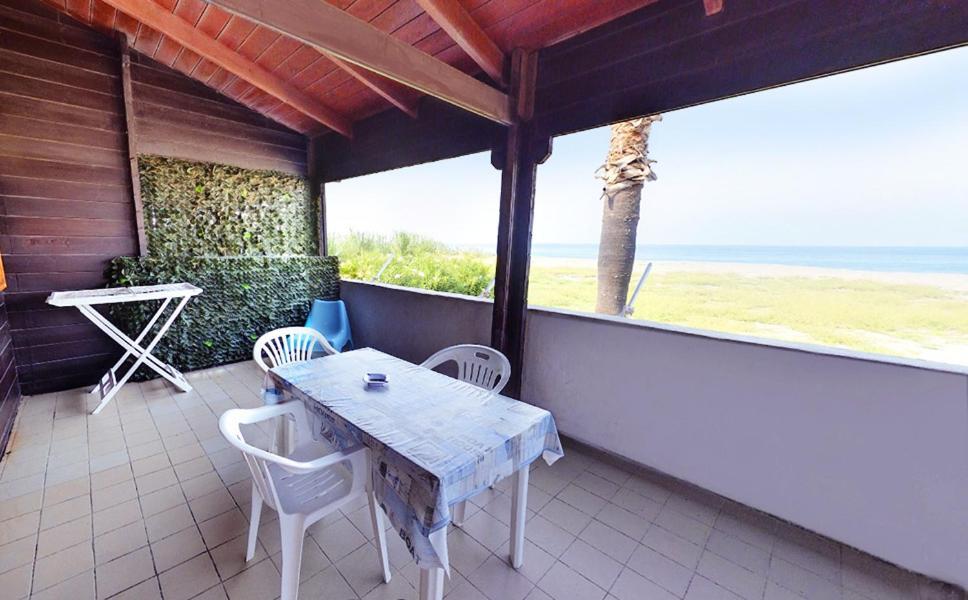 Villaggio La Bussola Paola Luaran gambar