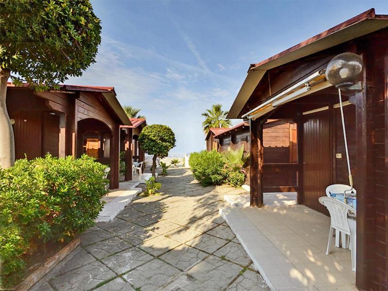 Villaggio La Bussola Paola Luaran gambar